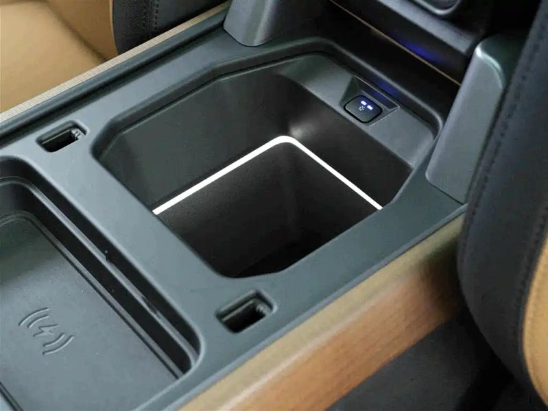 Range_rover Defender