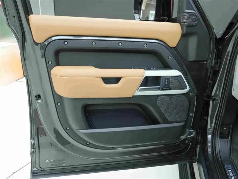 Range_rover Defender