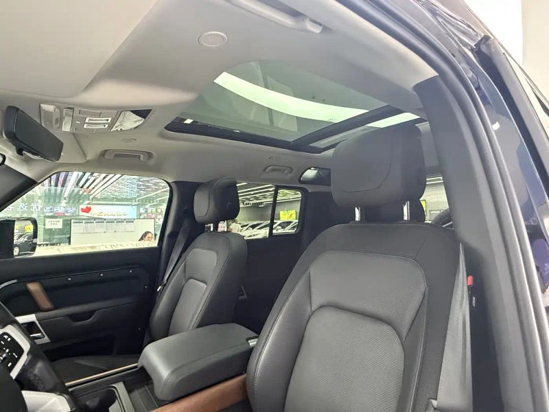 Range_rover Defender
