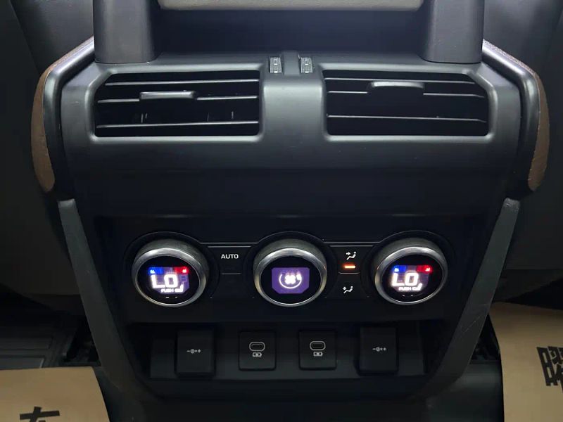 Range_rover Defender