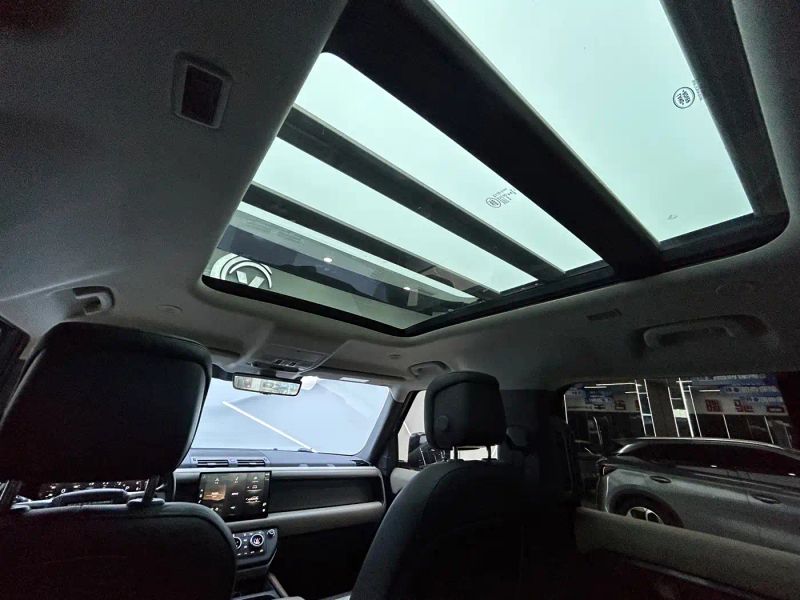 Range_rover Defender