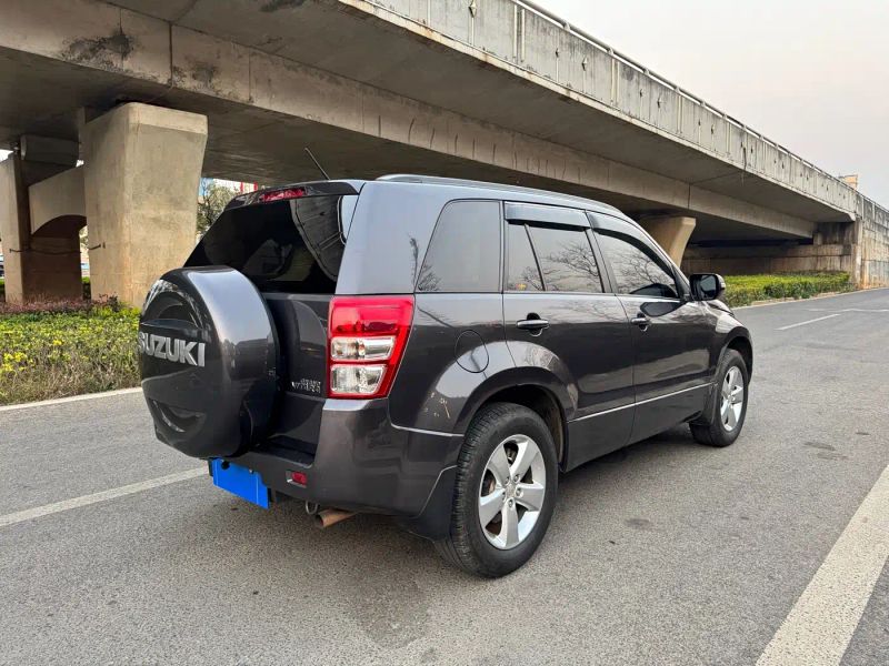 Suyite Suv