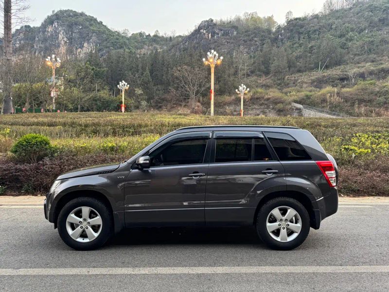 Suyite Suv