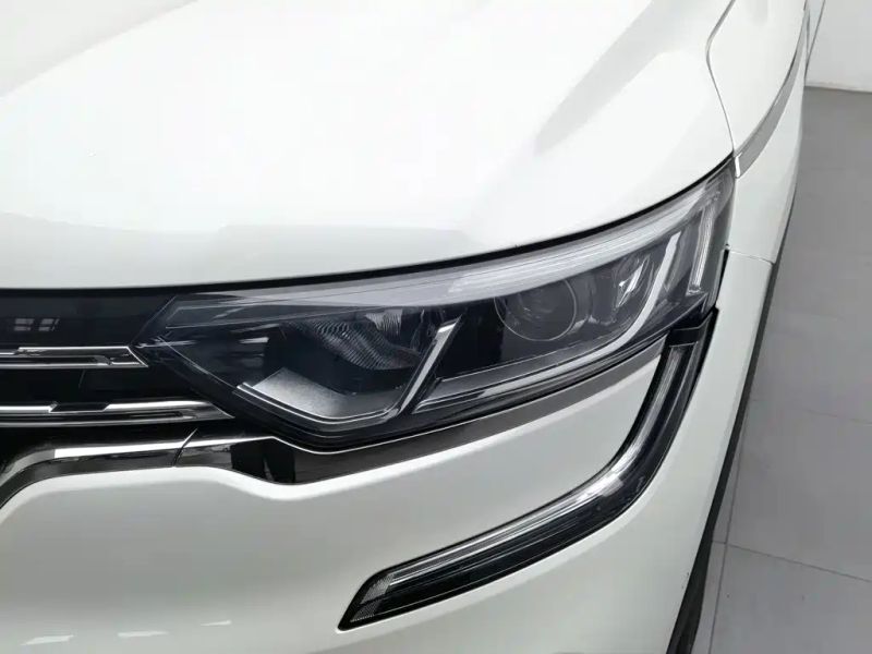 Duster Koleos