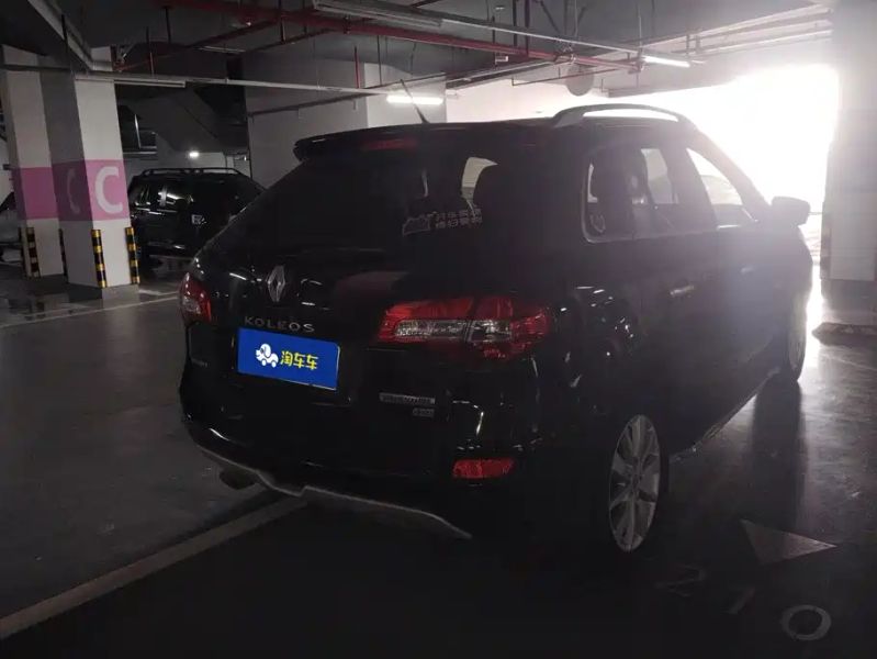 Duster Koleos