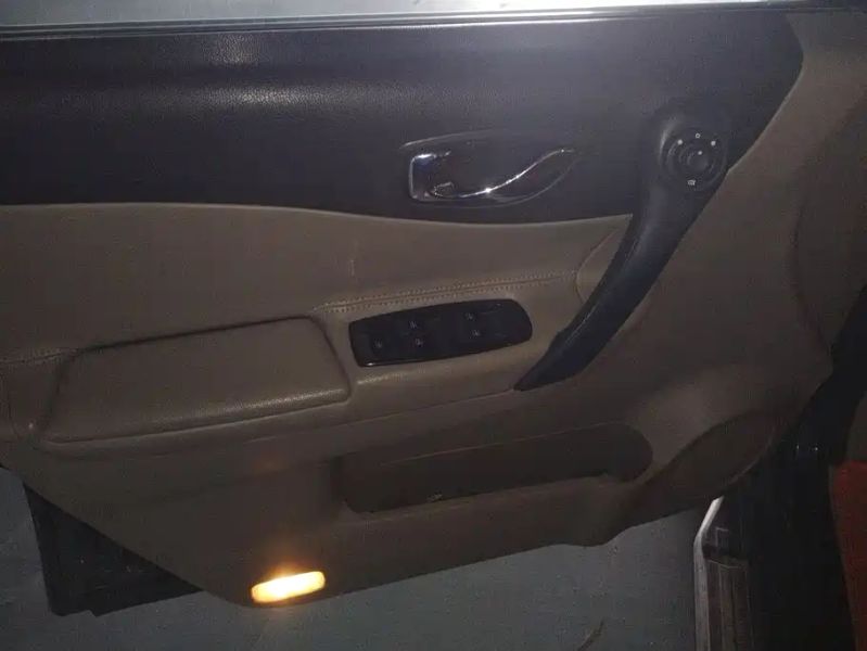 Duster Koleos