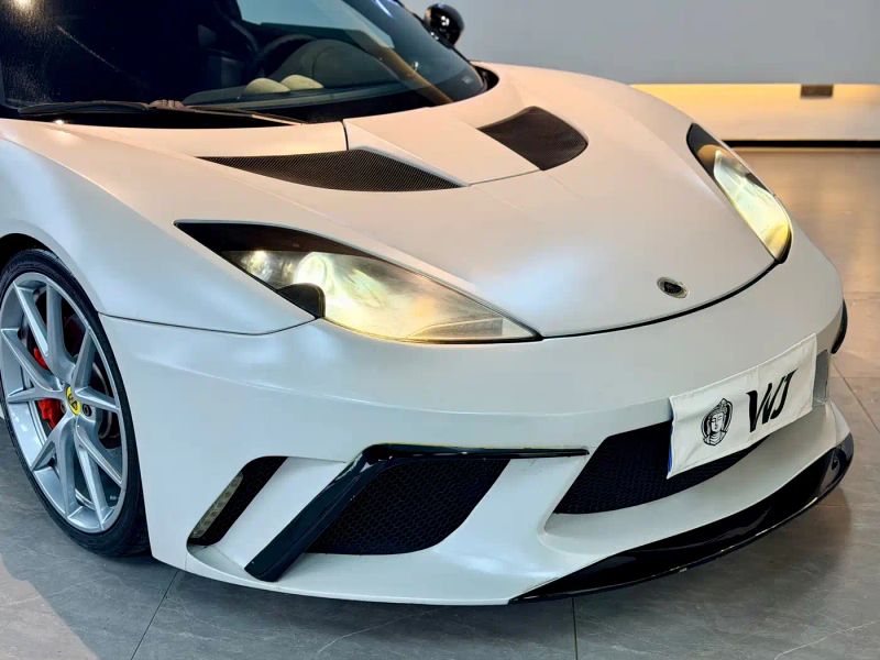 Emeya Evora