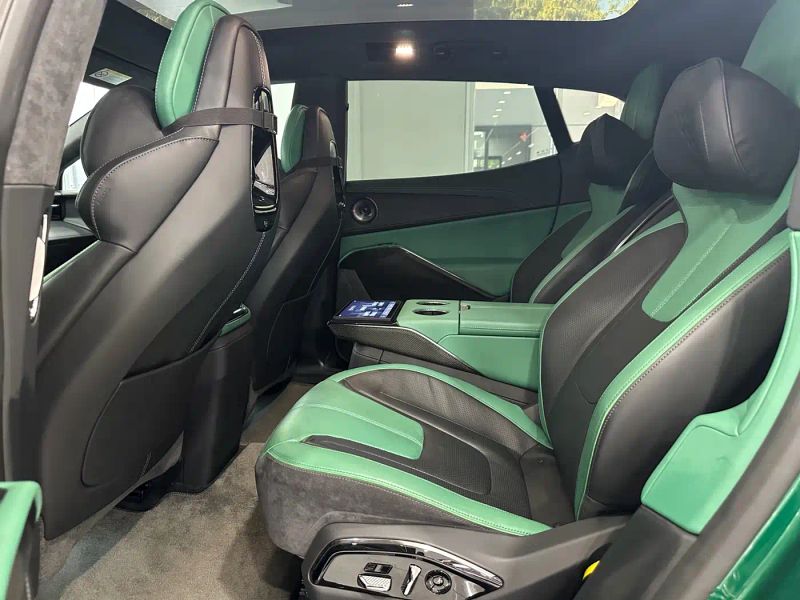 Emeya Suv