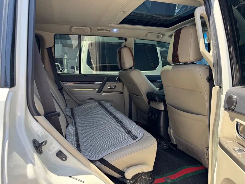 Ouland Pajero