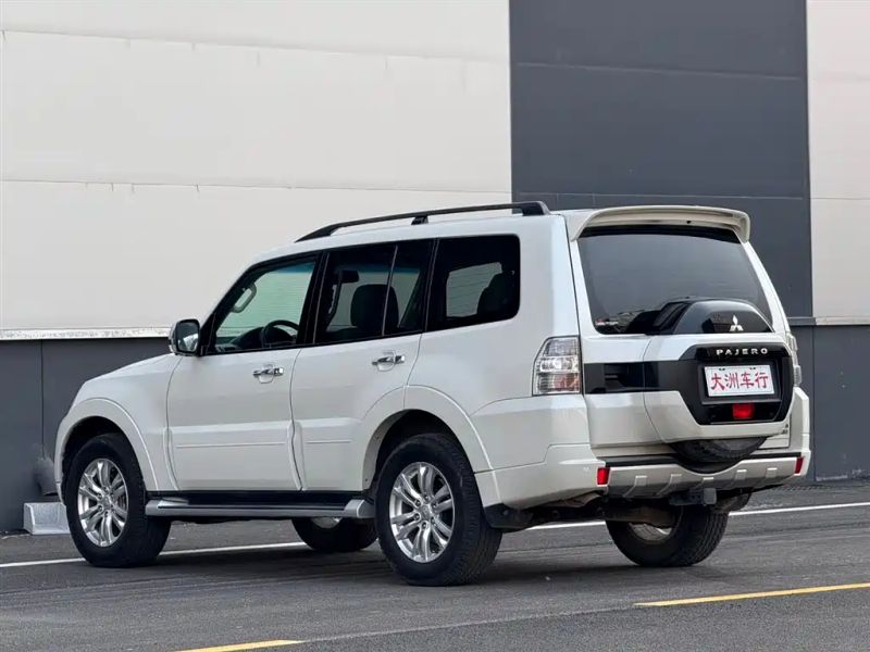 Ouland Pajero