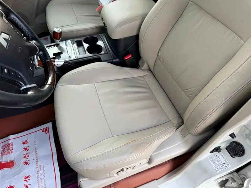 Ouland Pajero