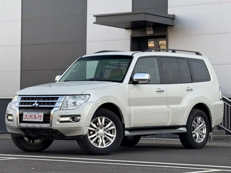 Ouland Pajero