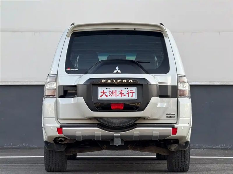 Ouland Pajero