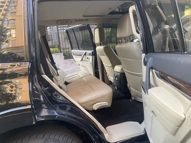 Ouland Pajero