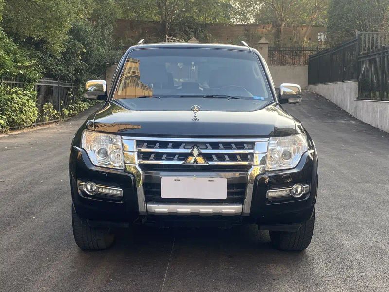 Ouland Pajero