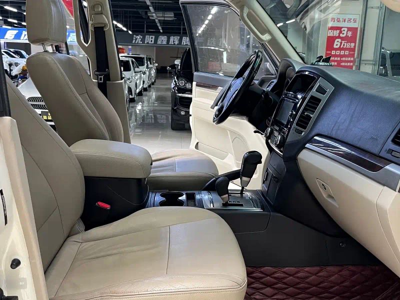 Ouland Pajero