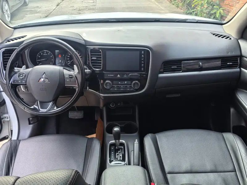 Ouland Outlander