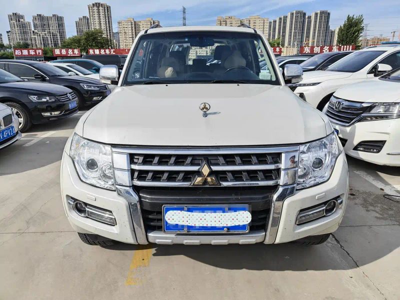 Ouland Pajero
