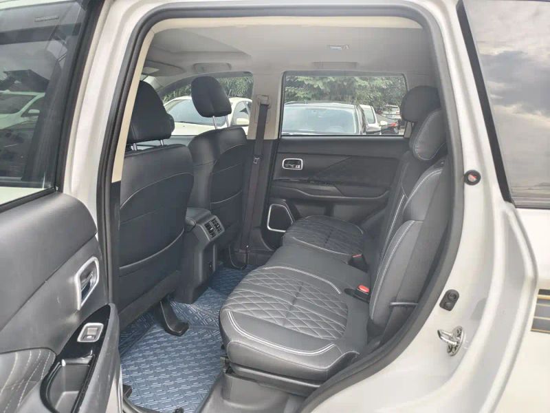 Ouland Outlander