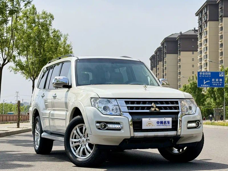 Ouland Pajero