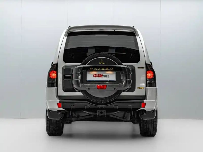 Ouland Pajero