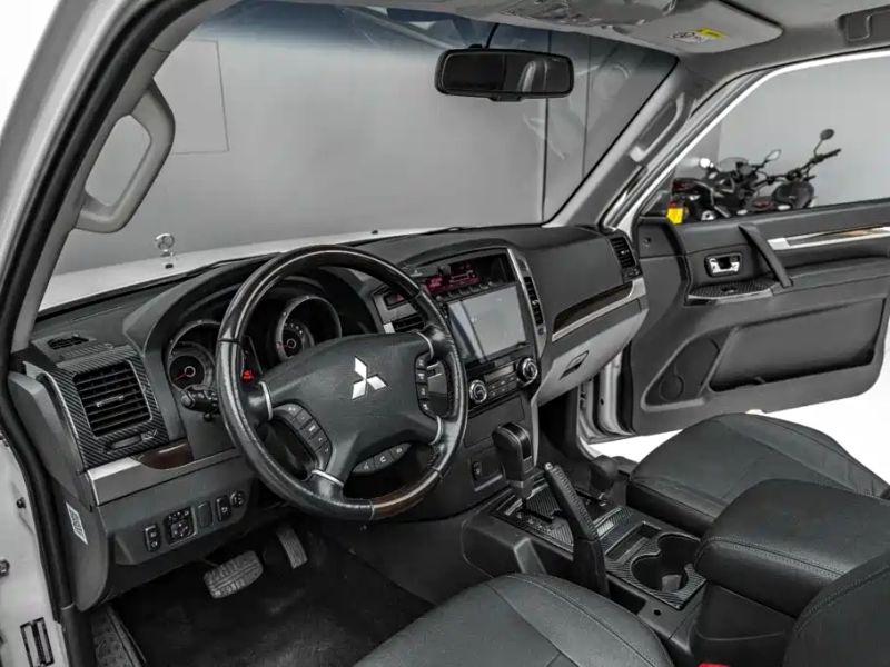 Ouland Pajero