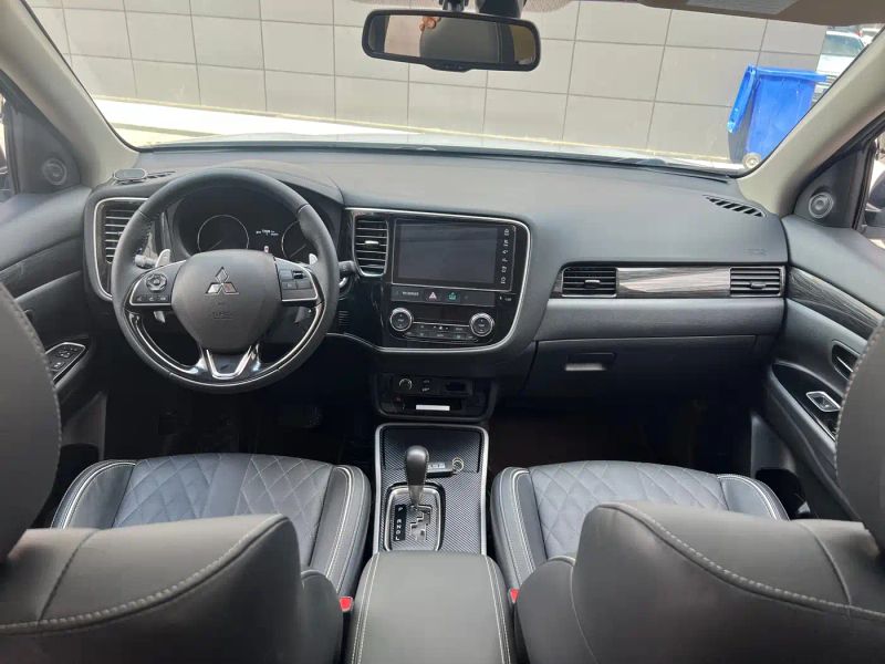 Ouland Outlander