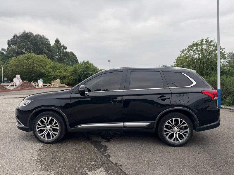 Ouland Outlander