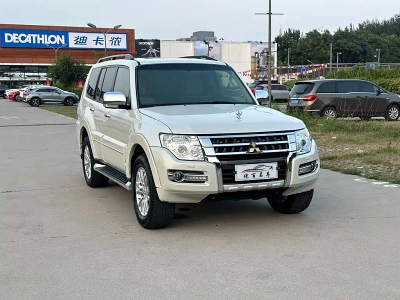 Ouland Pajero