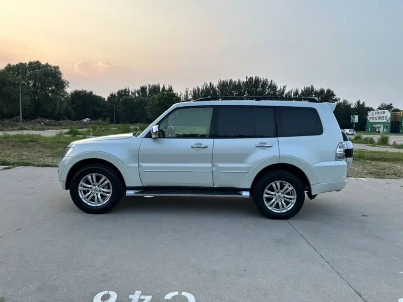 Ouland Pajero