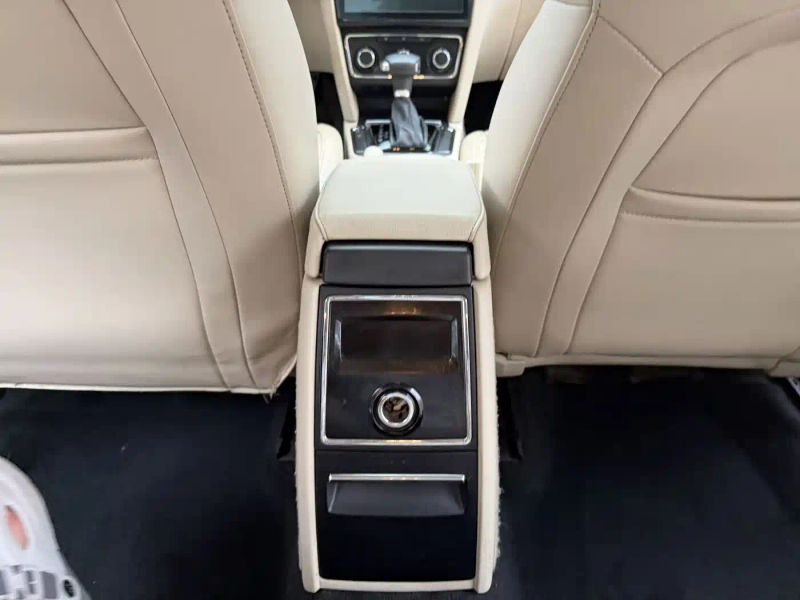 Superb Superb
