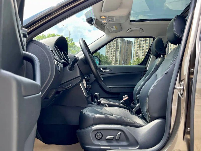 Superb Suv