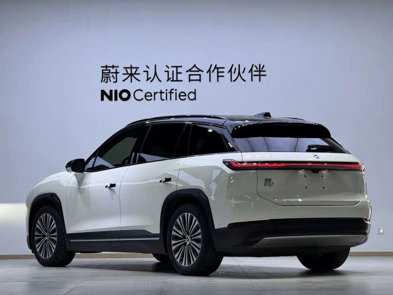 Nio Es