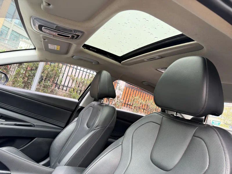 Tucson Elantra