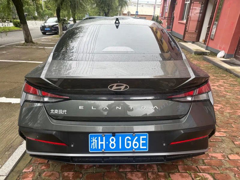 Tucson Elantra