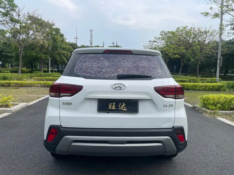 Tucson Ix35