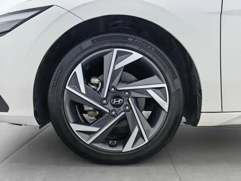 Tucson Elantra