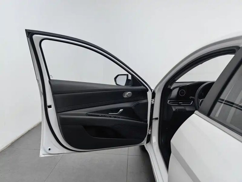 Tucson Elantra