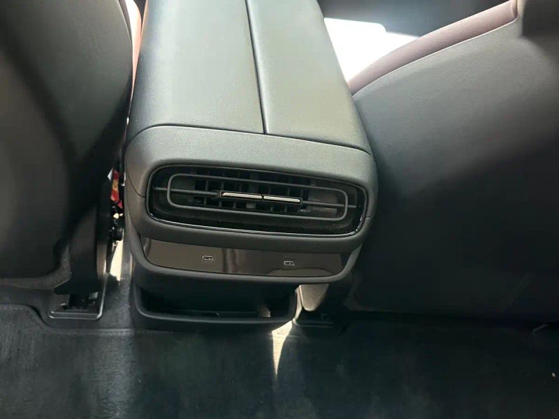 Xiaomi Suv
