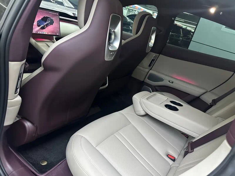 Xiaomi Suv