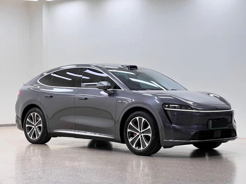 Luxeed R7