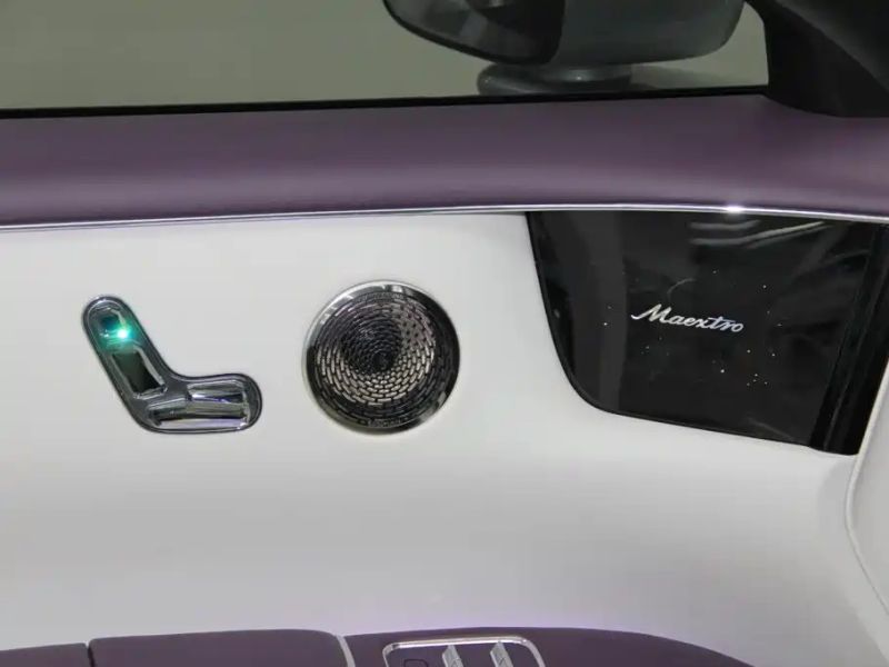 Zun_jie Suv