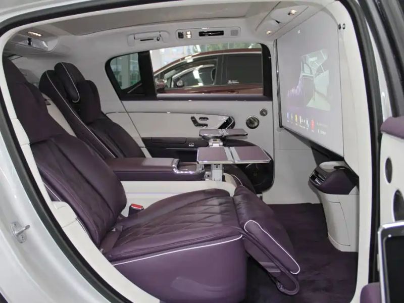 Zun_jie Suv