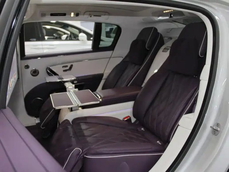 Zun_jie Suv