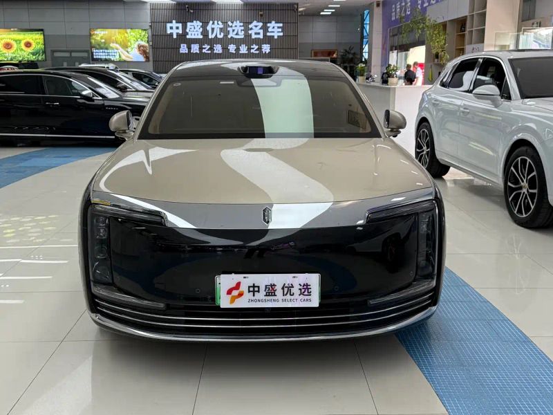 Zun_jie Suv