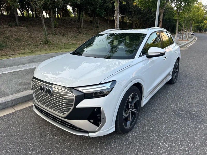 Audi Q4