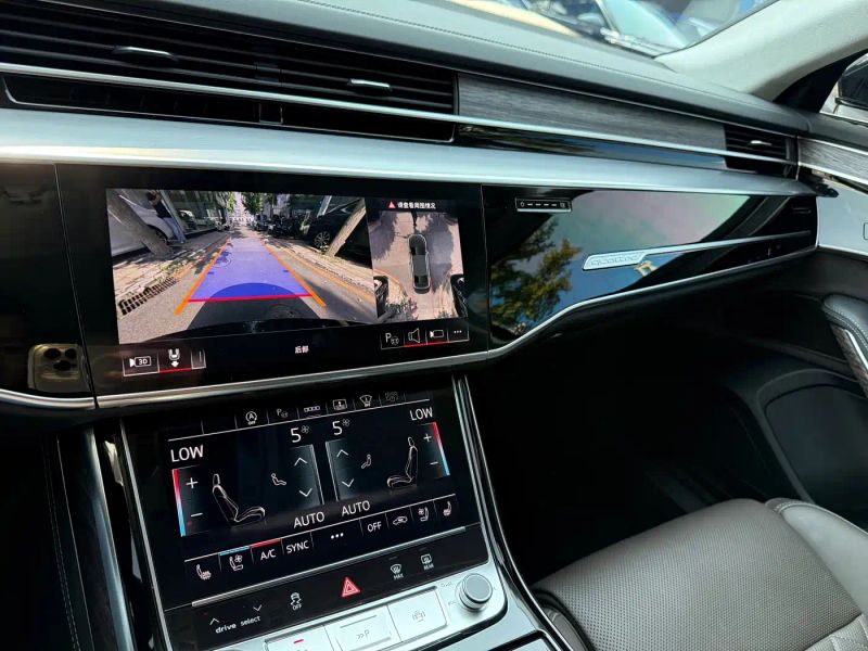 Audi A8