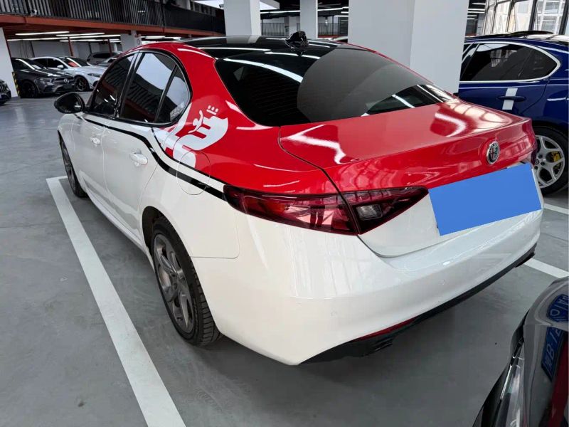 Stelvio Giulia