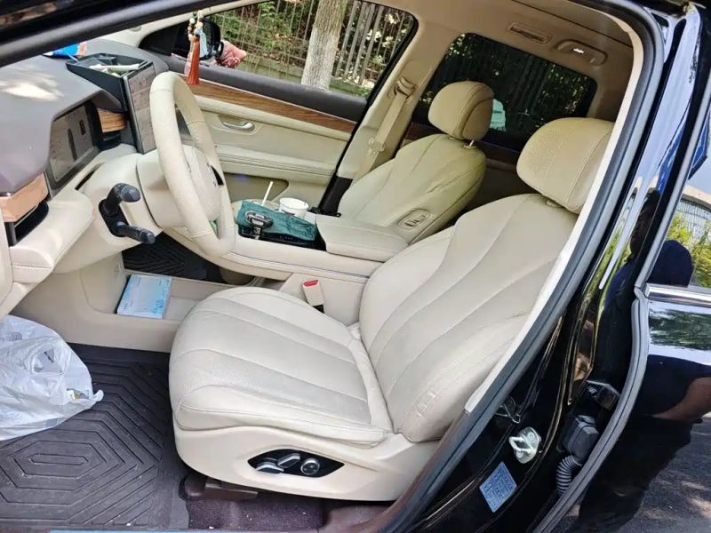 Wenjie M7