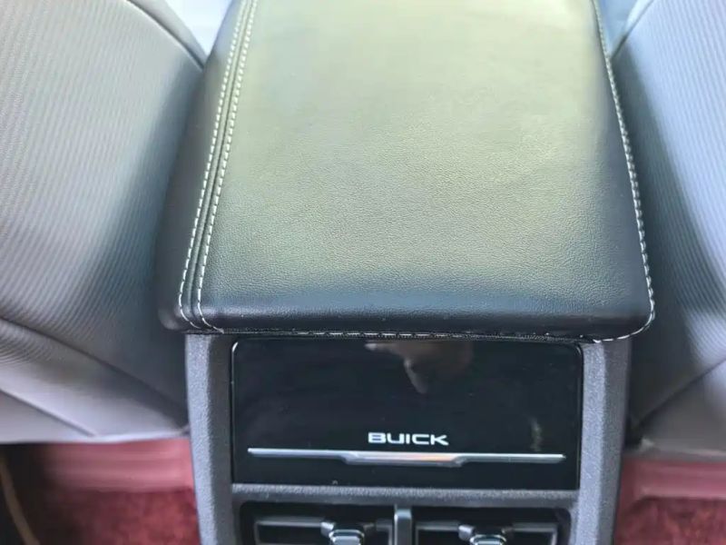 Buick E5